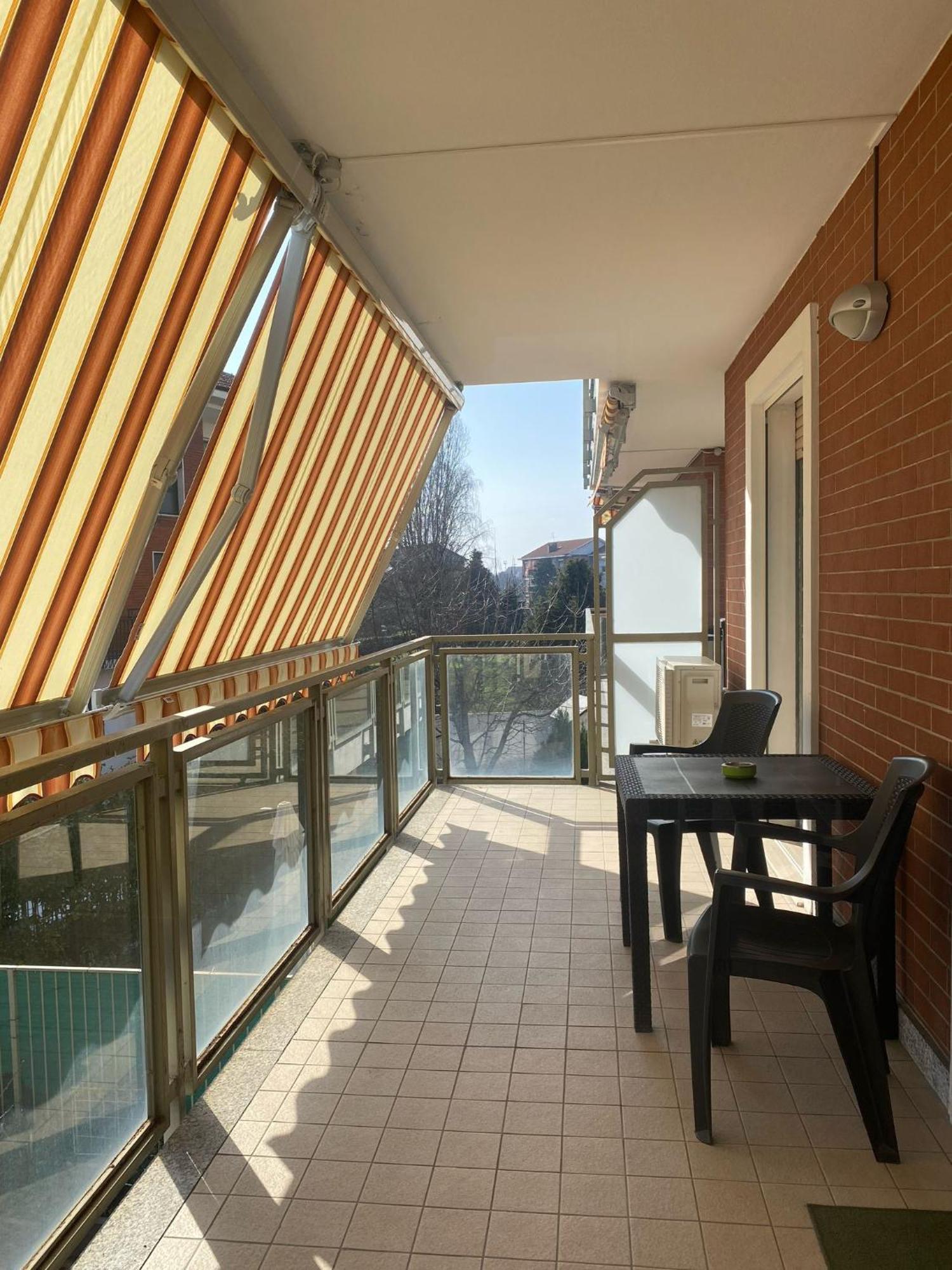 Relax Preserasca-Modern Apartment-Borgo Mercato-Moncalieri Buitenkant foto